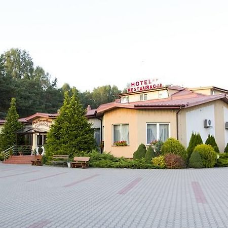Pod Szczesliwa Gwiazda Hotell Cekanowo Eksteriør bilde