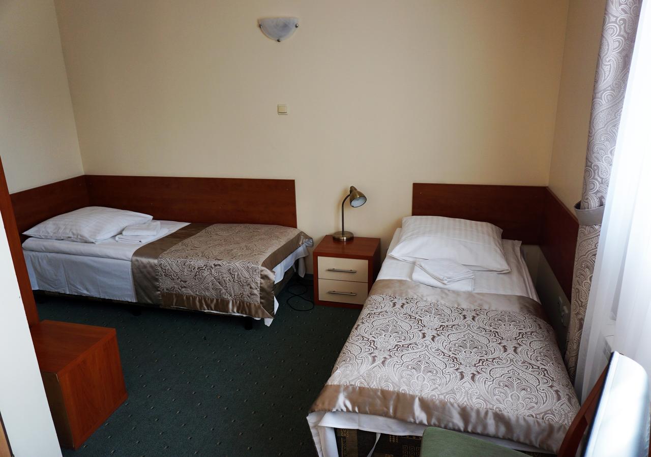Pod Szczesliwa Gwiazda Hotell Cekanowo Eksteriør bilde
