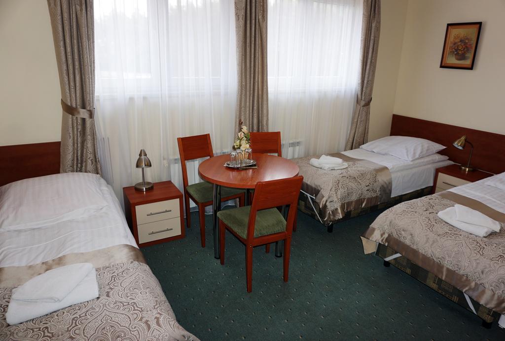 Pod Szczesliwa Gwiazda Hotell Cekanowo Eksteriør bilde