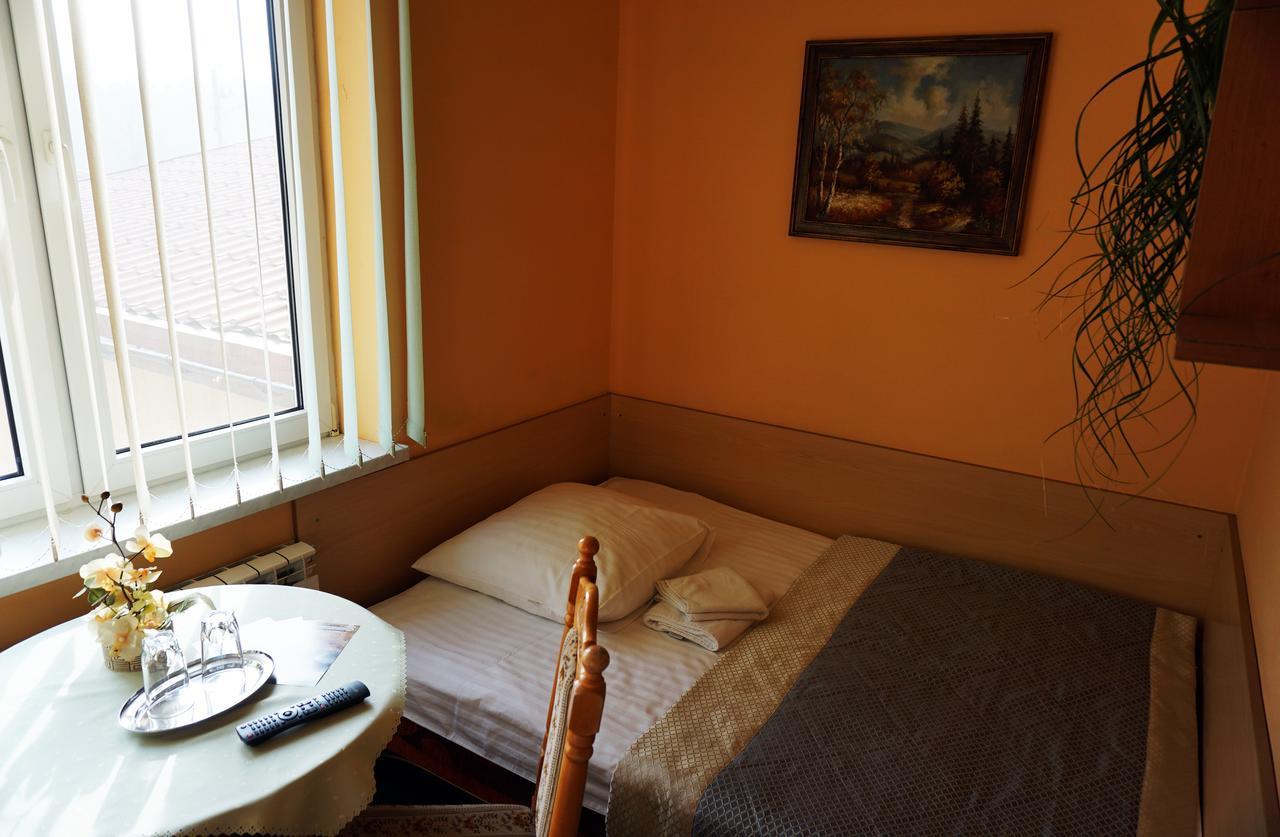 Pod Szczesliwa Gwiazda Hotell Cekanowo Eksteriør bilde
