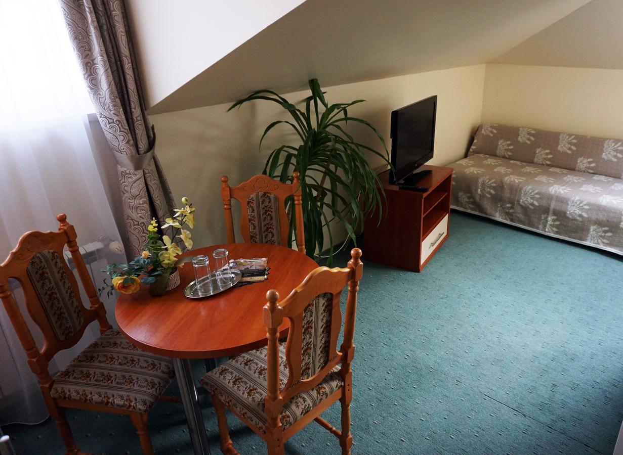 Pod Szczesliwa Gwiazda Hotell Cekanowo Eksteriør bilde